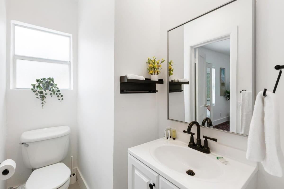 Charming 2 Bedroom Apartment In Victoria Park Fort Lauderdale Eksteriør bilde